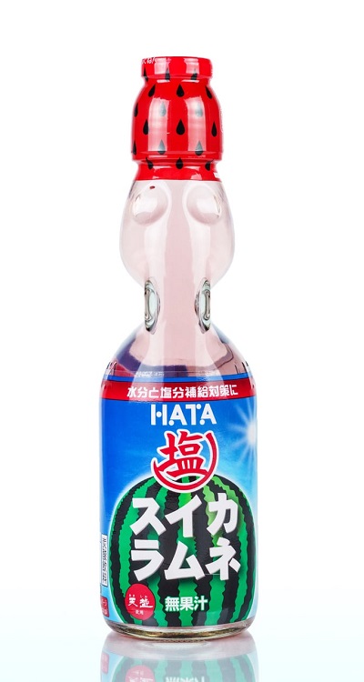 Soda Ramune gusto Anguria con sale - Hata Kosen 200ml.